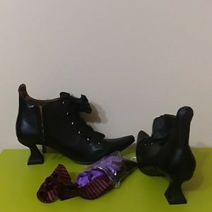Ellie witch heels w/extra laces gothic Halloween